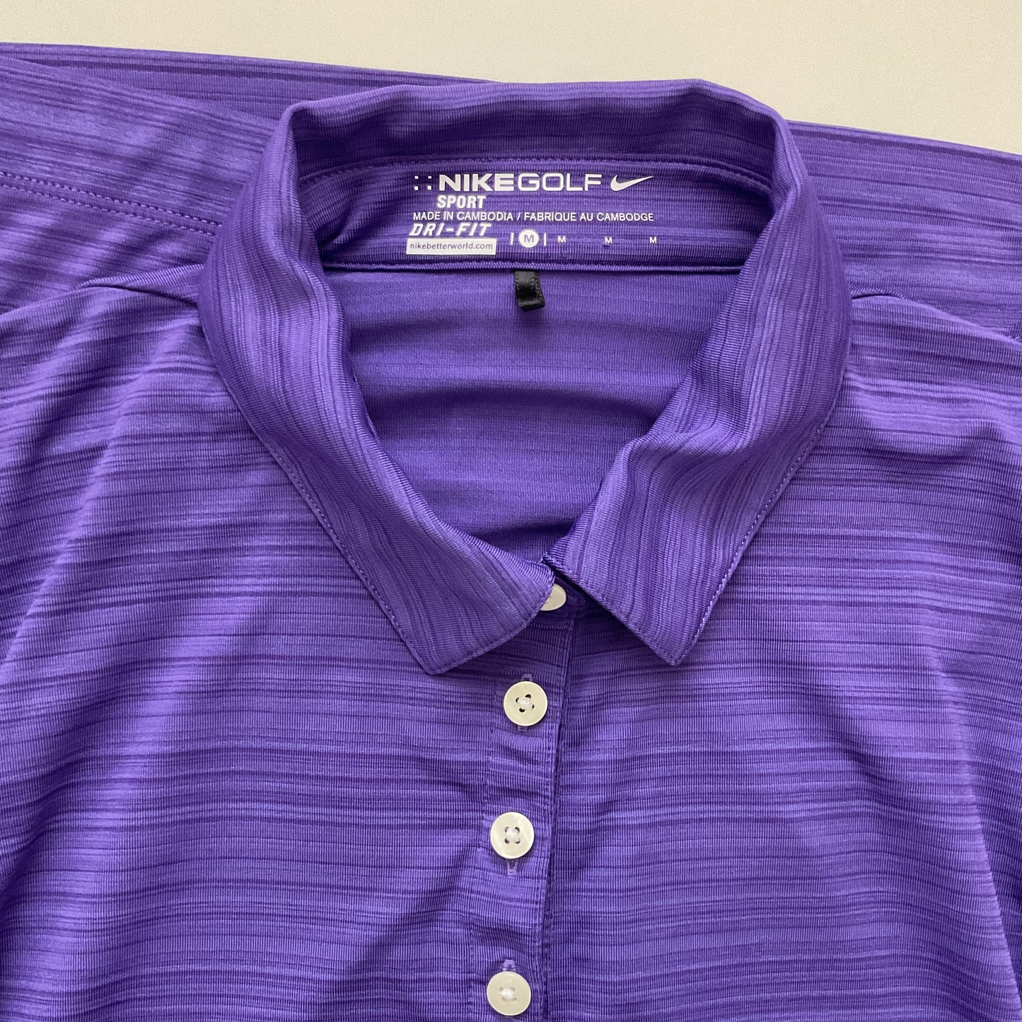 Nike Golf Dry Fit Women’s Long Sleeve Shirt Size M.
