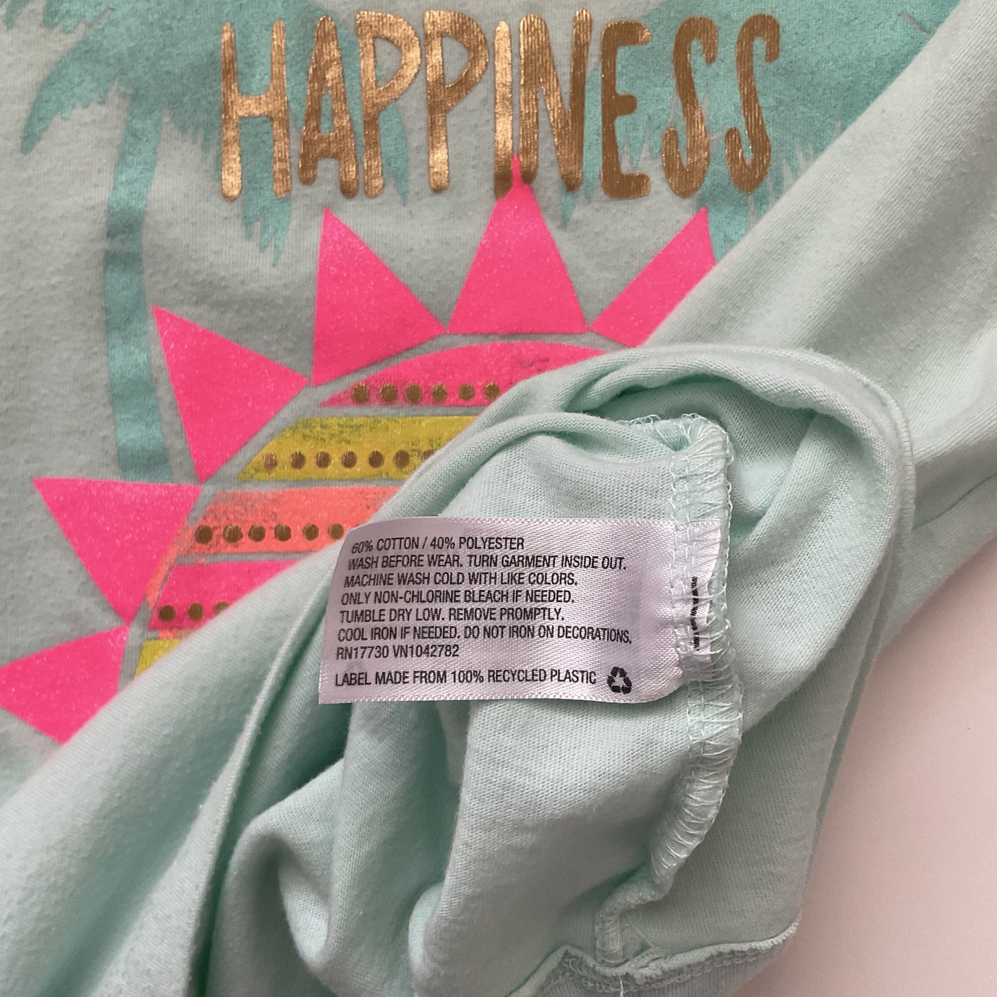 Cisco Sleeveless Graphic Girls T-shirt Size L(10/12).