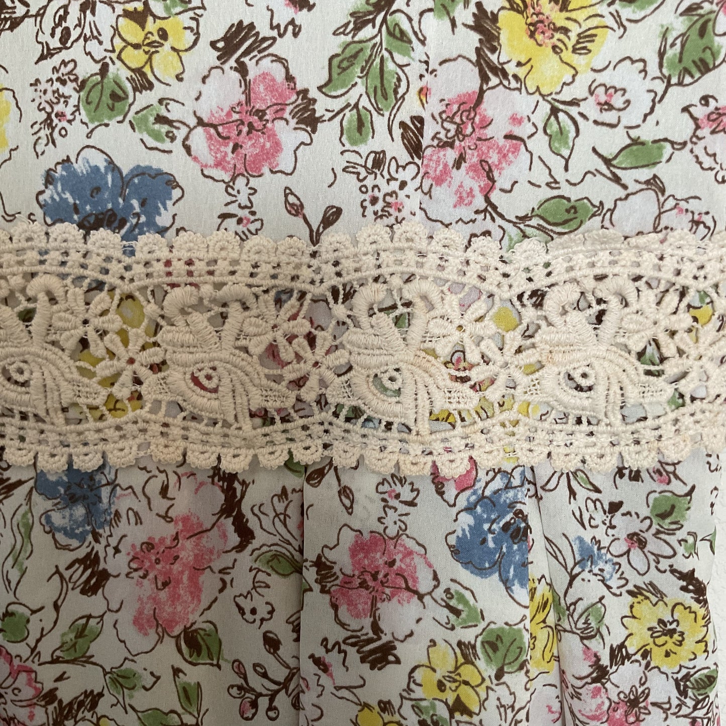 Custom Made Floral Summer Girls Dress Size S(10/12).