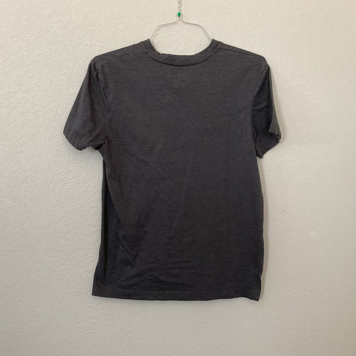 Beverly Hills Polo Club V Neck Kids T-Shirt Size S(8/10).