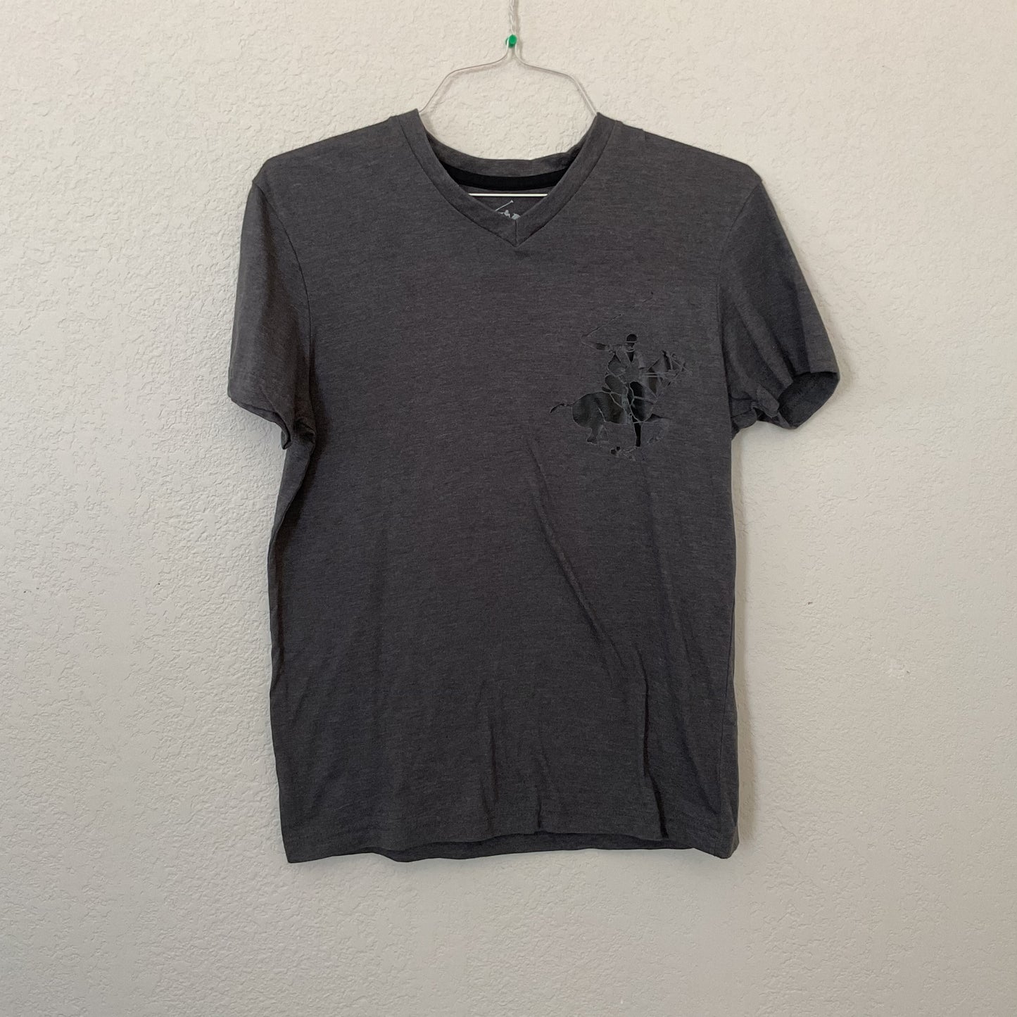 Beverly Hills Polo Club V Neck Kids T-Shirt Size S(8/10).