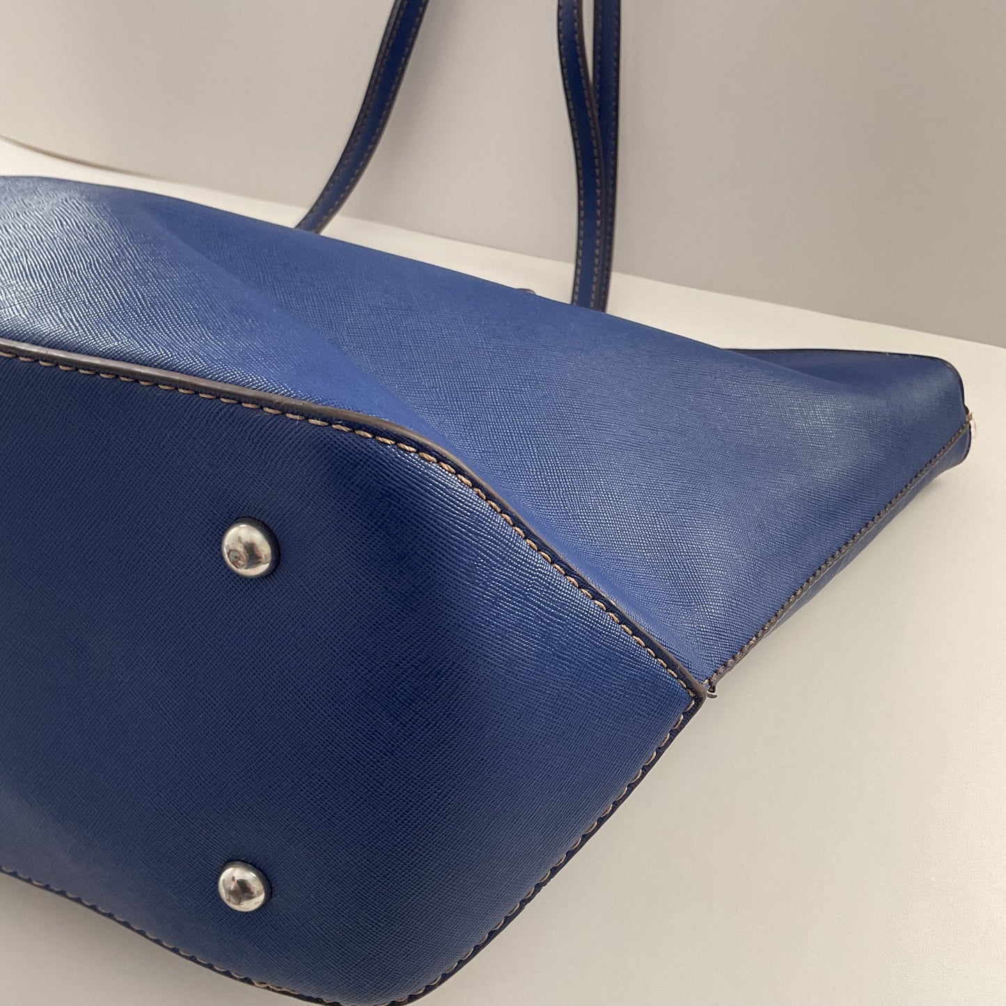 Nine West Blue Leatherette Shoulder Bag.