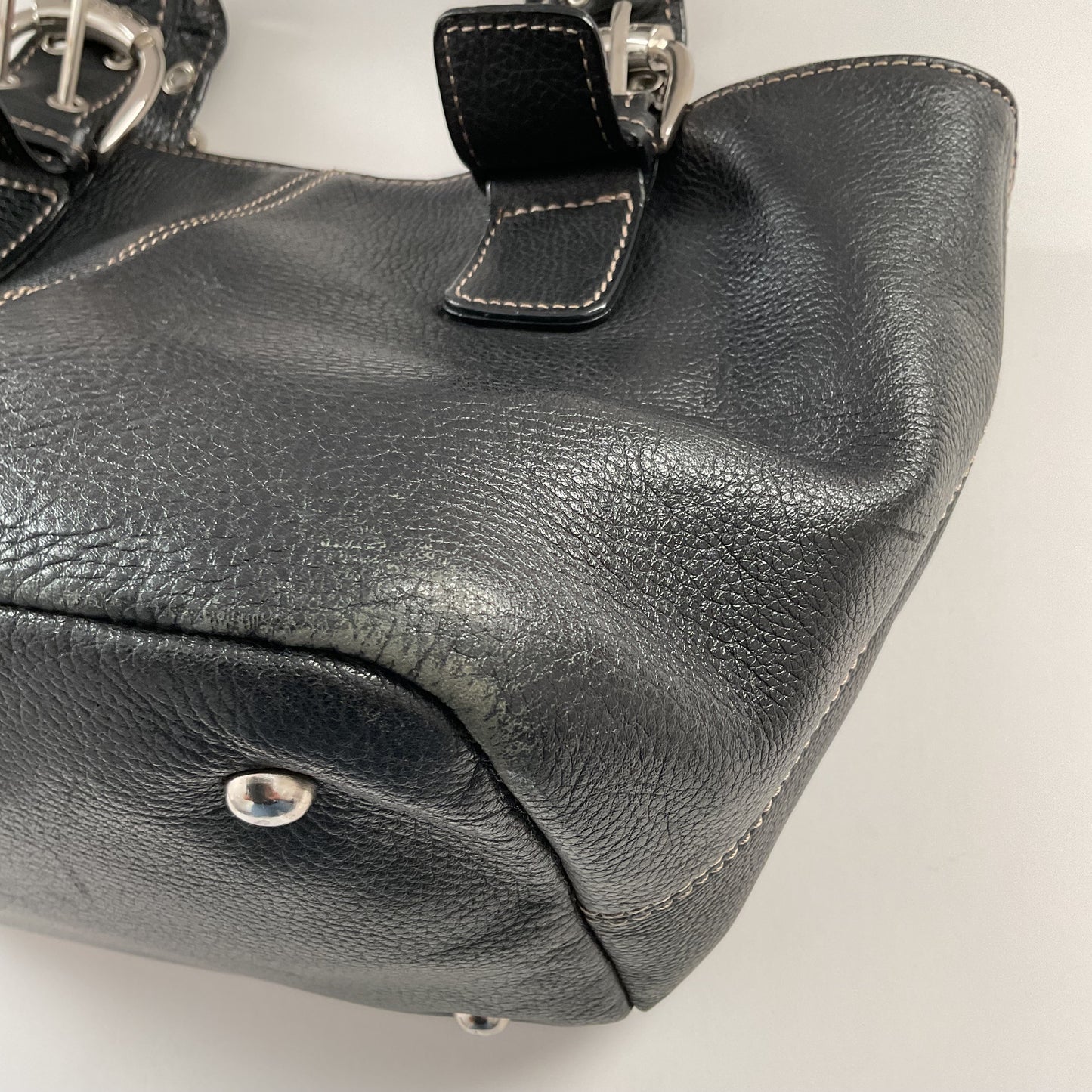 Vintage Tignanello Black Leather Hand Bag.