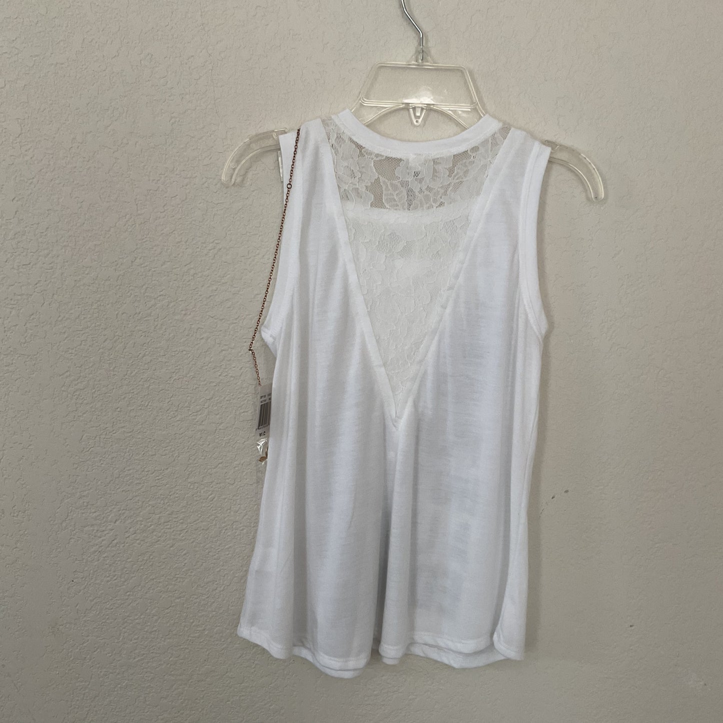 NWT Beautees Sleeveless Girls Graphic Blouse Size XL(14-16)