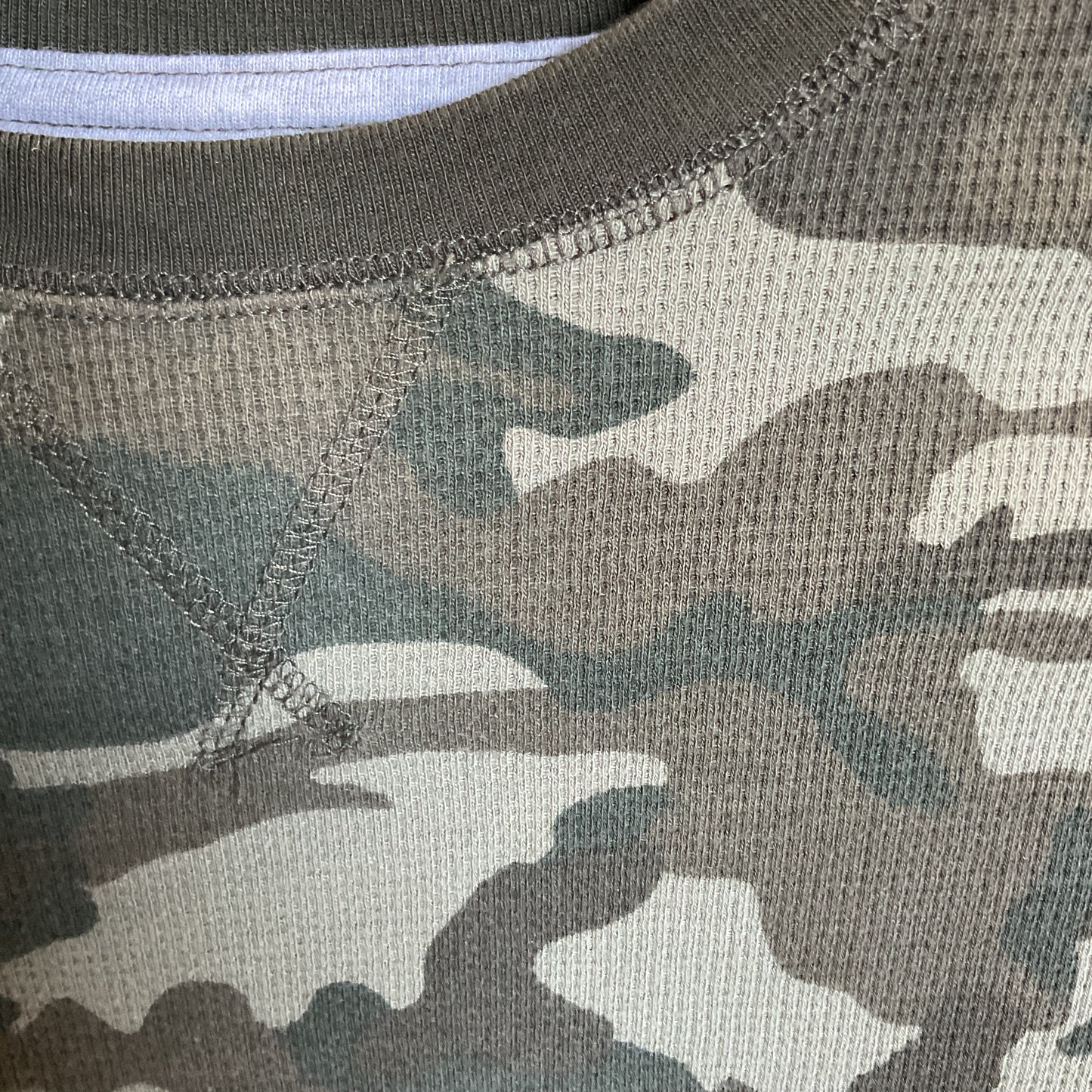 Faded Glory Long Sleeve Camouflage Boys Shirt Size S(6-7)