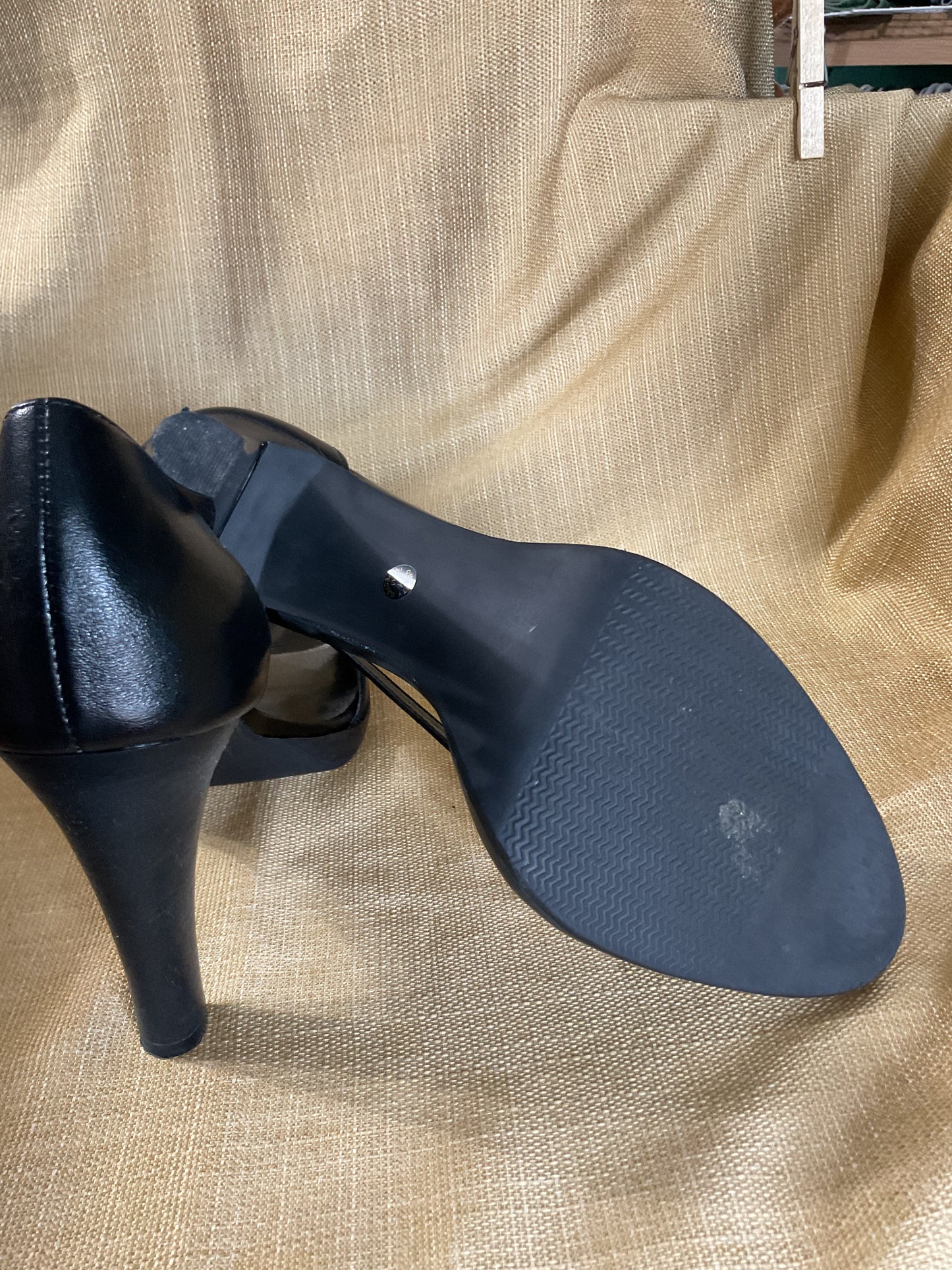Worthington Women’s Strap Basic Heel Sandals Size 7 1/2