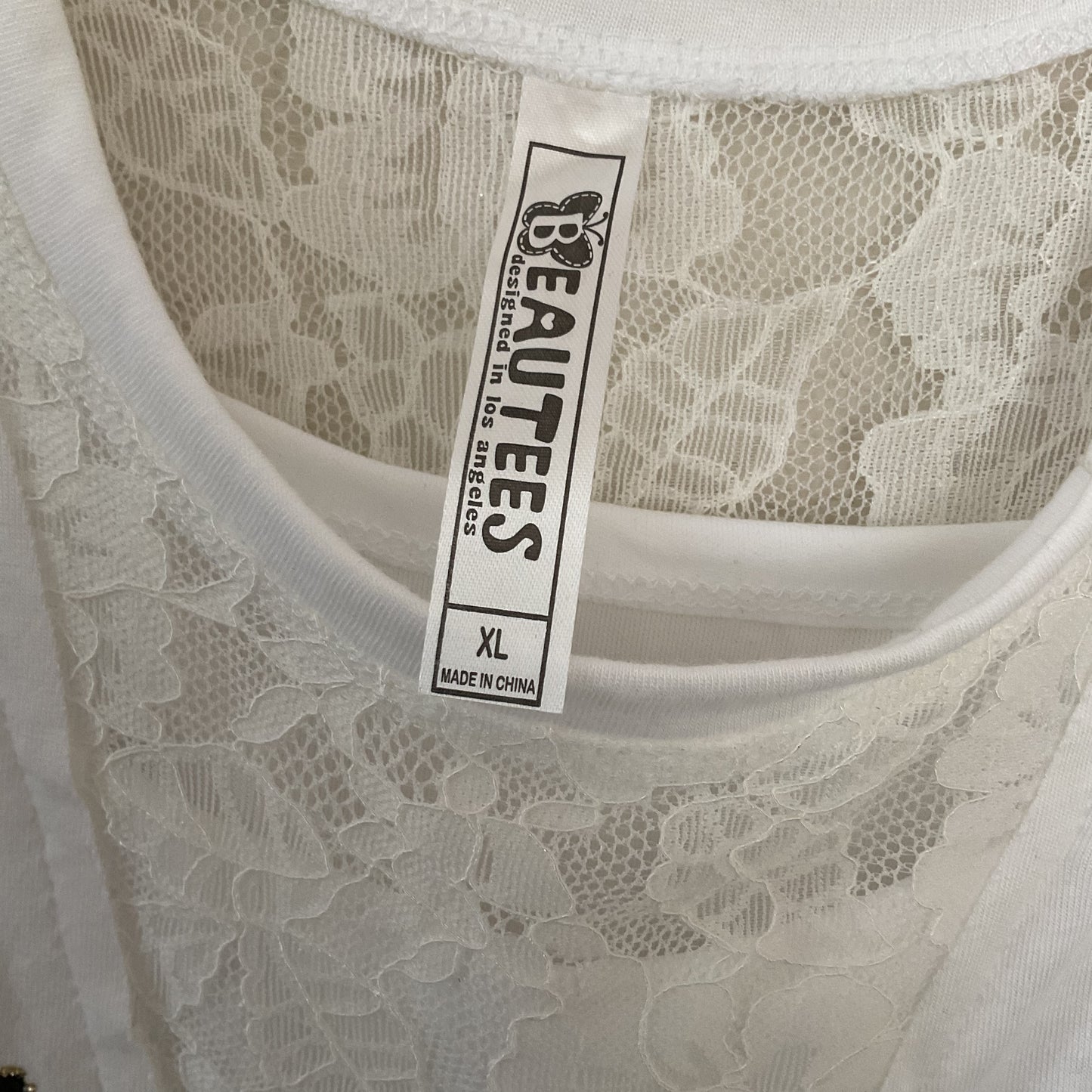 NWT Beautees Sleeveless Girls Graphic Blouse Size XL(14-16)