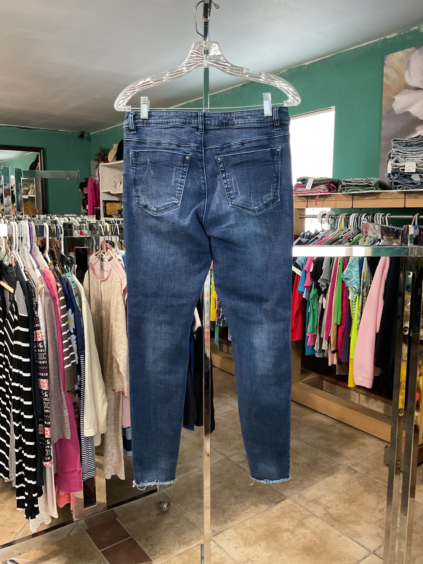 A Loves A Distressed Skinny Women’s Jeans Size 27
