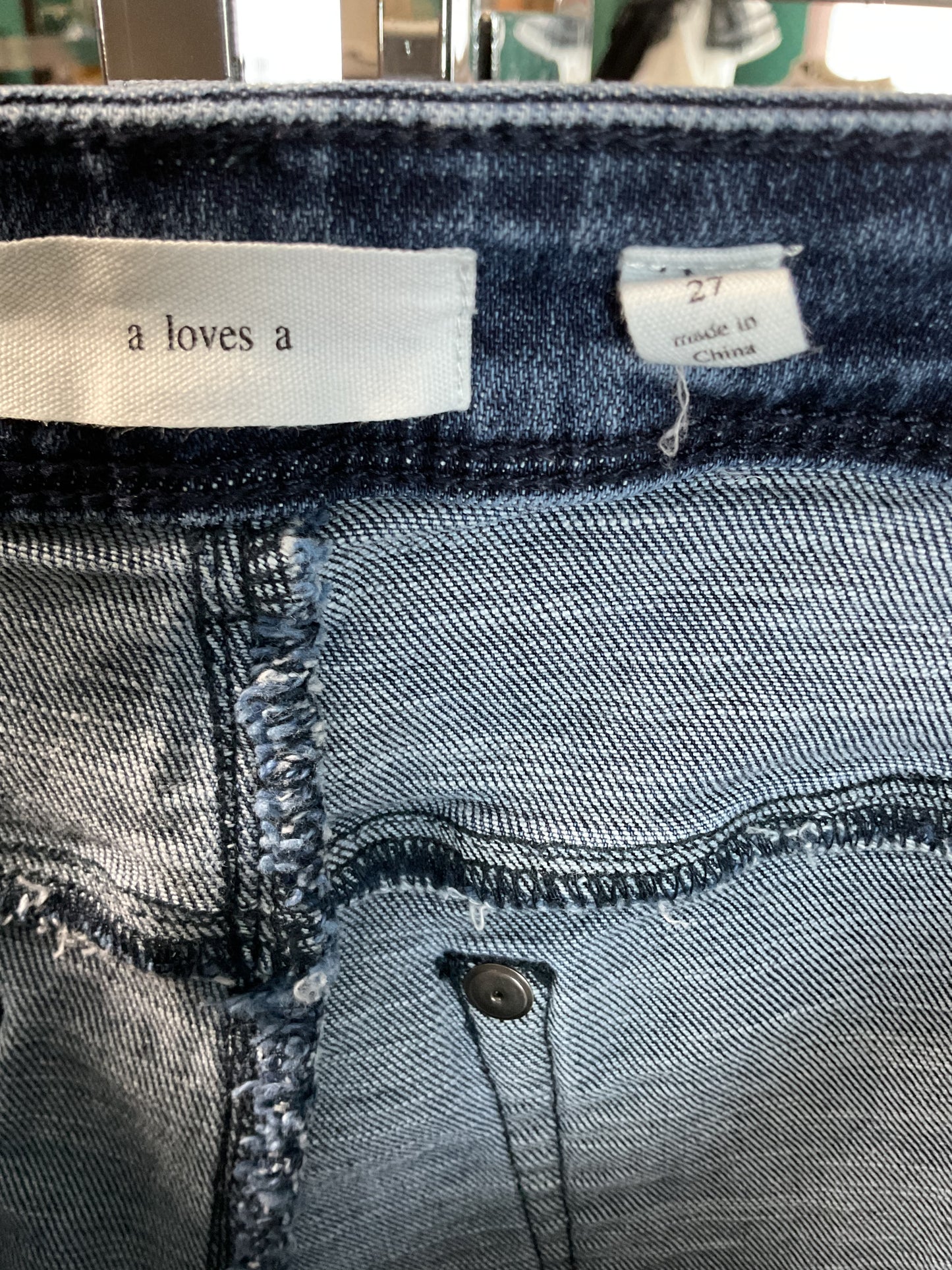 A Loves A Distressed Skinny Women’s Jeans Size 27