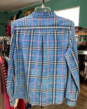 American Eagle Outfitters Blue Distressed Women’s Shirt Size M