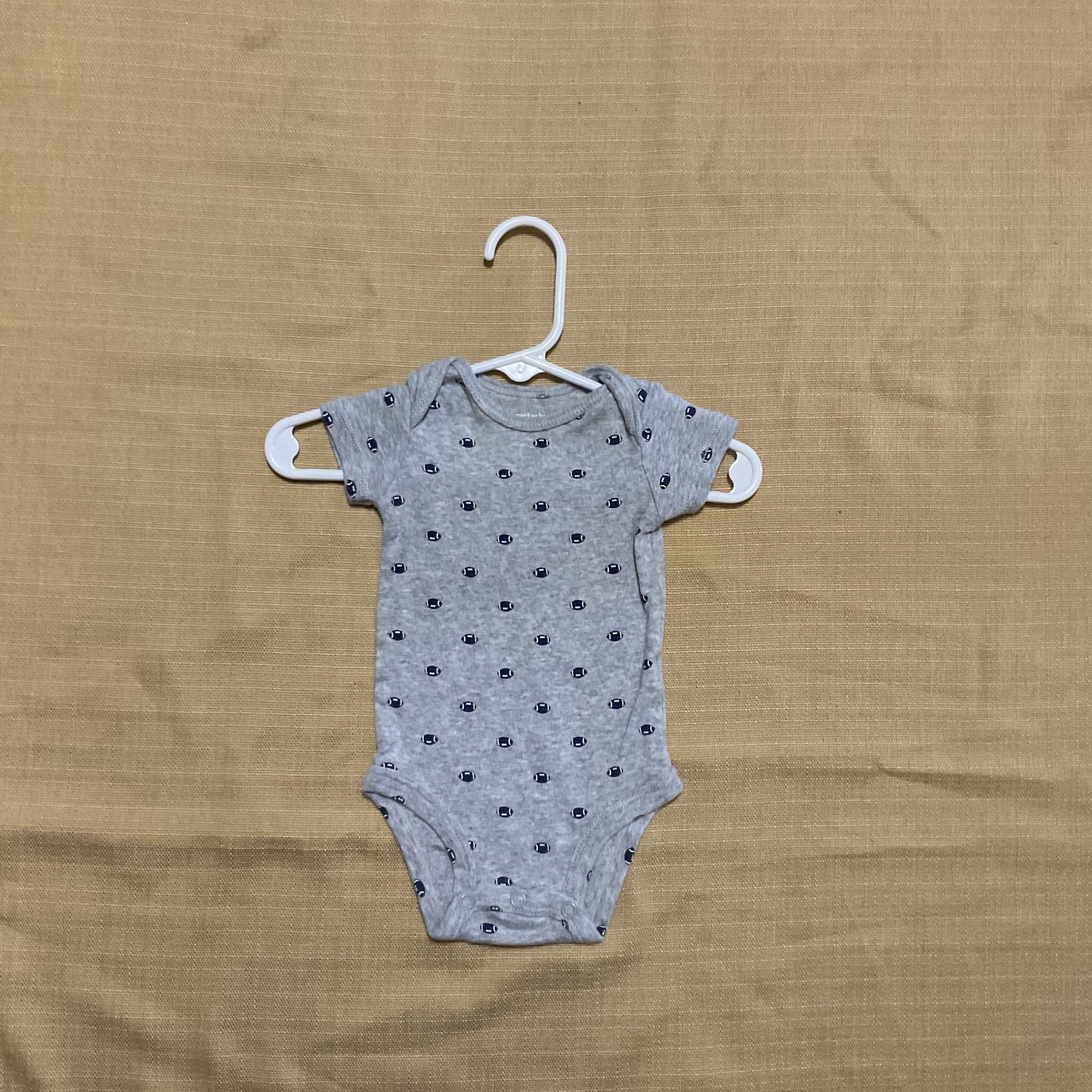 Carters 3 Piece Baby Boy Long Sleeve Short Sleeve Onesies Size 0-3 Months