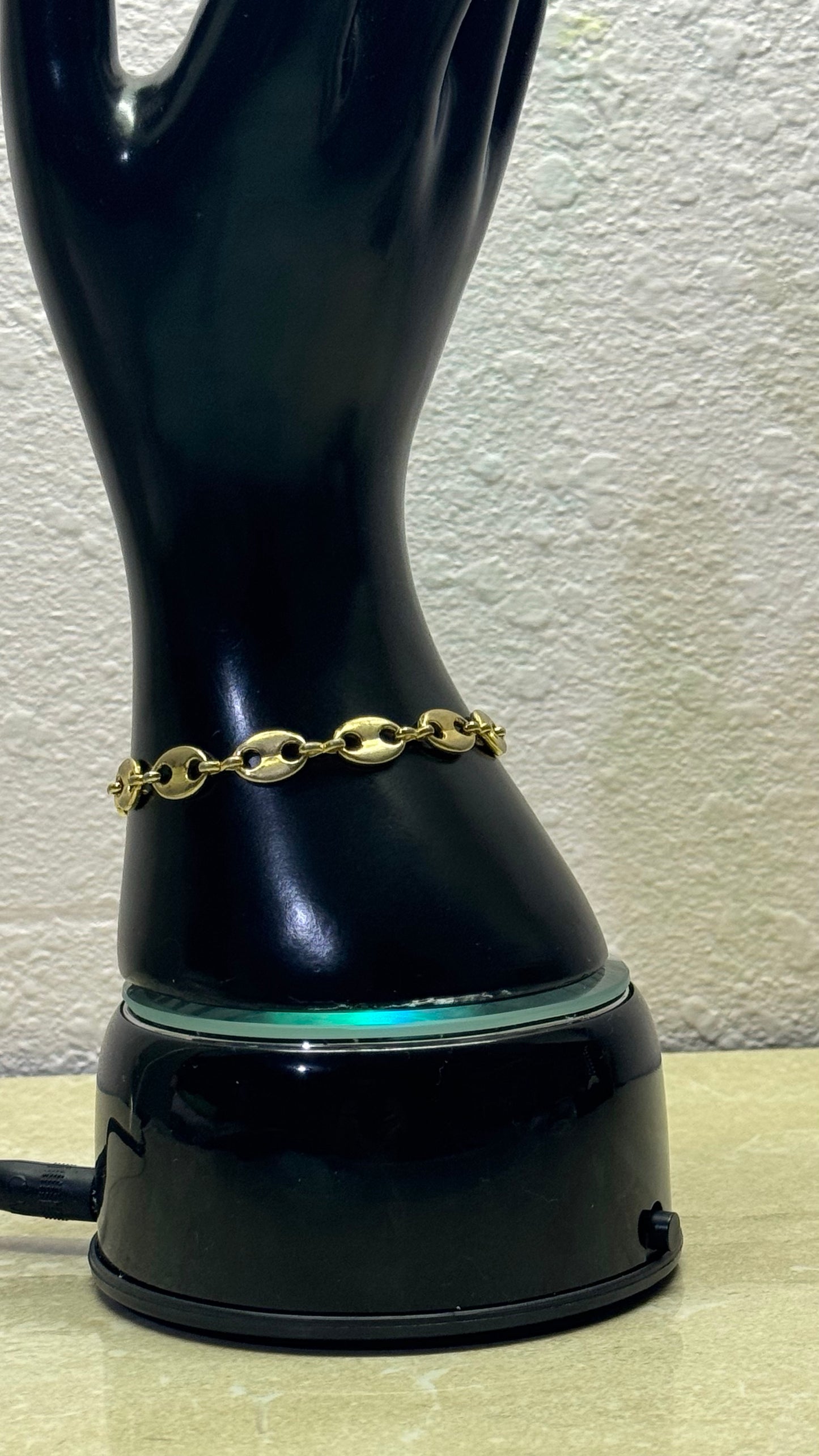 Vintage Givenchy Puffy Mariner "Gucci" Link Chain Gold-Plated Bracelet 7 inch size
