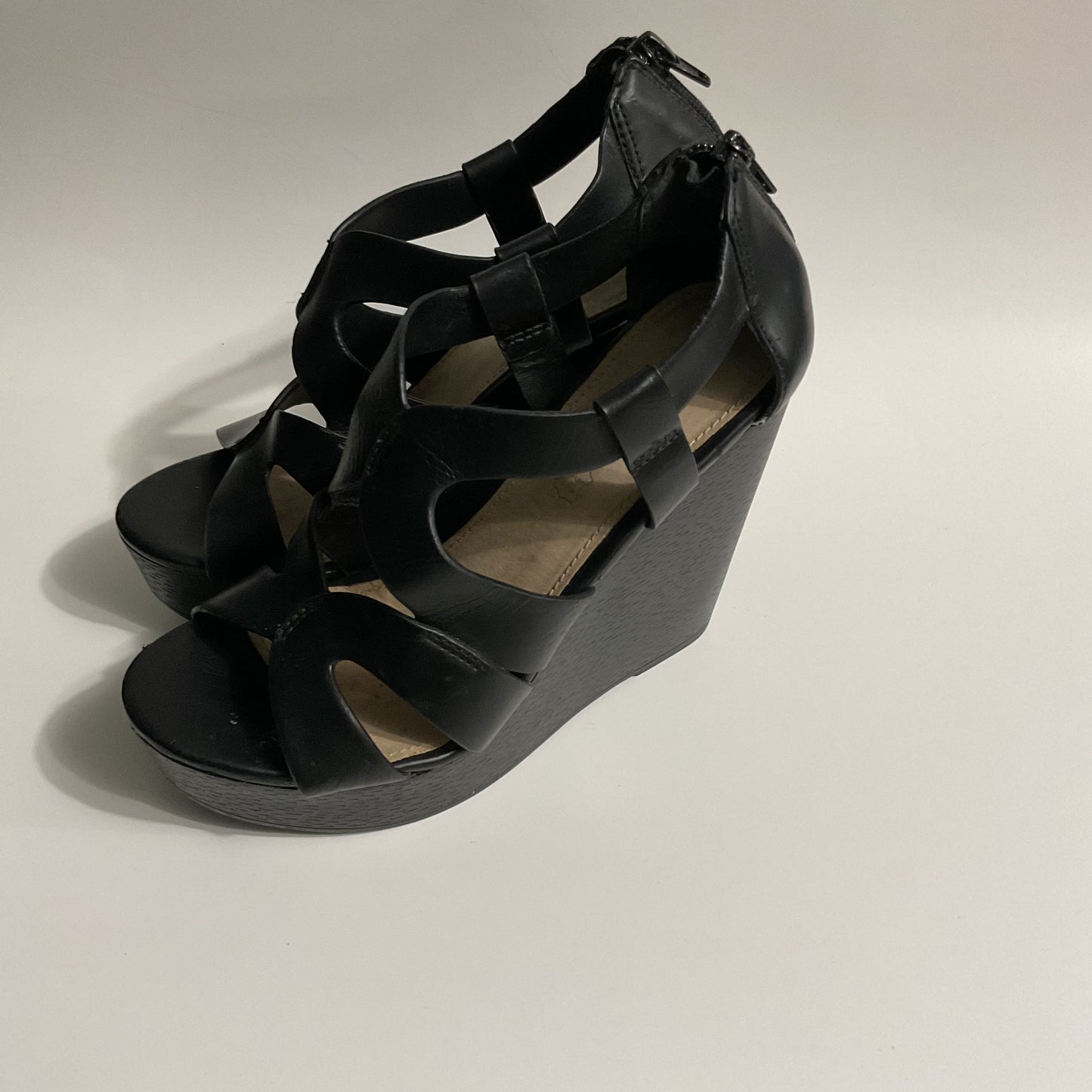 Aldo Very High Platform Black Leather Women’s Sandals Size 7.