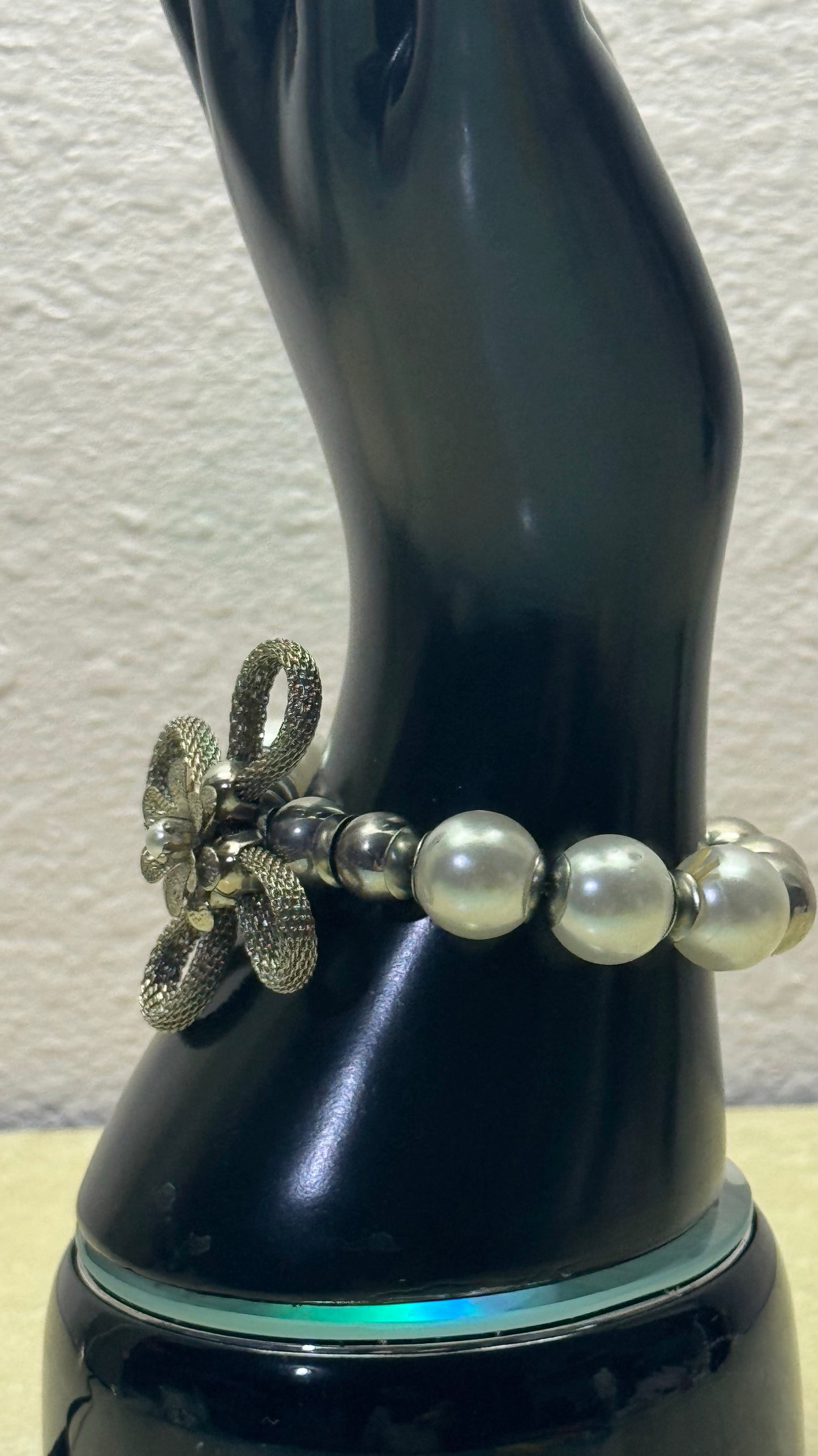 Silver Mesh Floral Bow Pearl Statement Bracelet