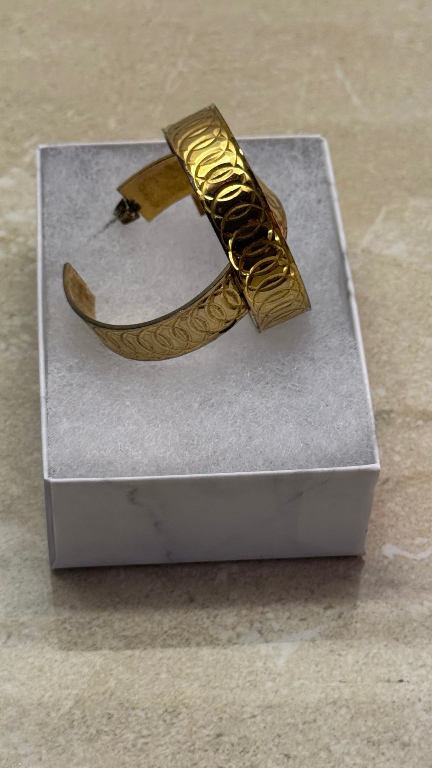 Vintage Gold thick hoop earrings