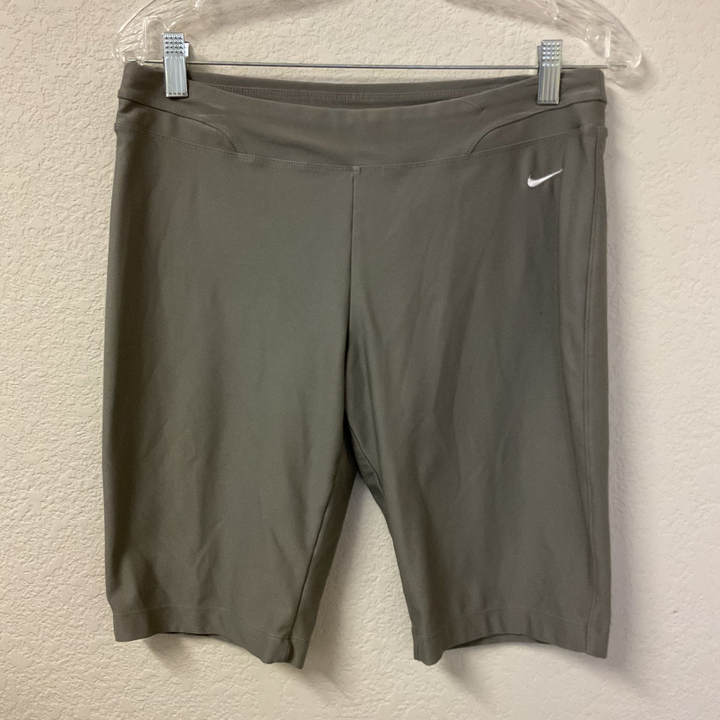 Nike Fit Dry Bikers Women’s Shorts Size M.