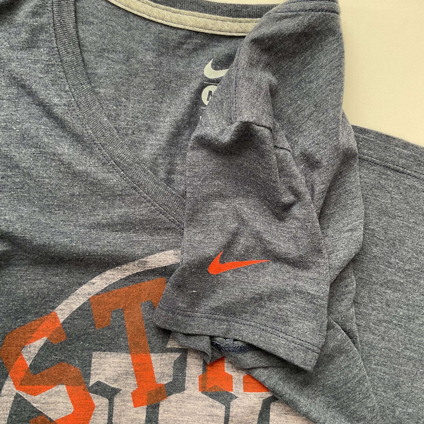 Nike Astros Women’s Fan Fitted T-shirt Size M.