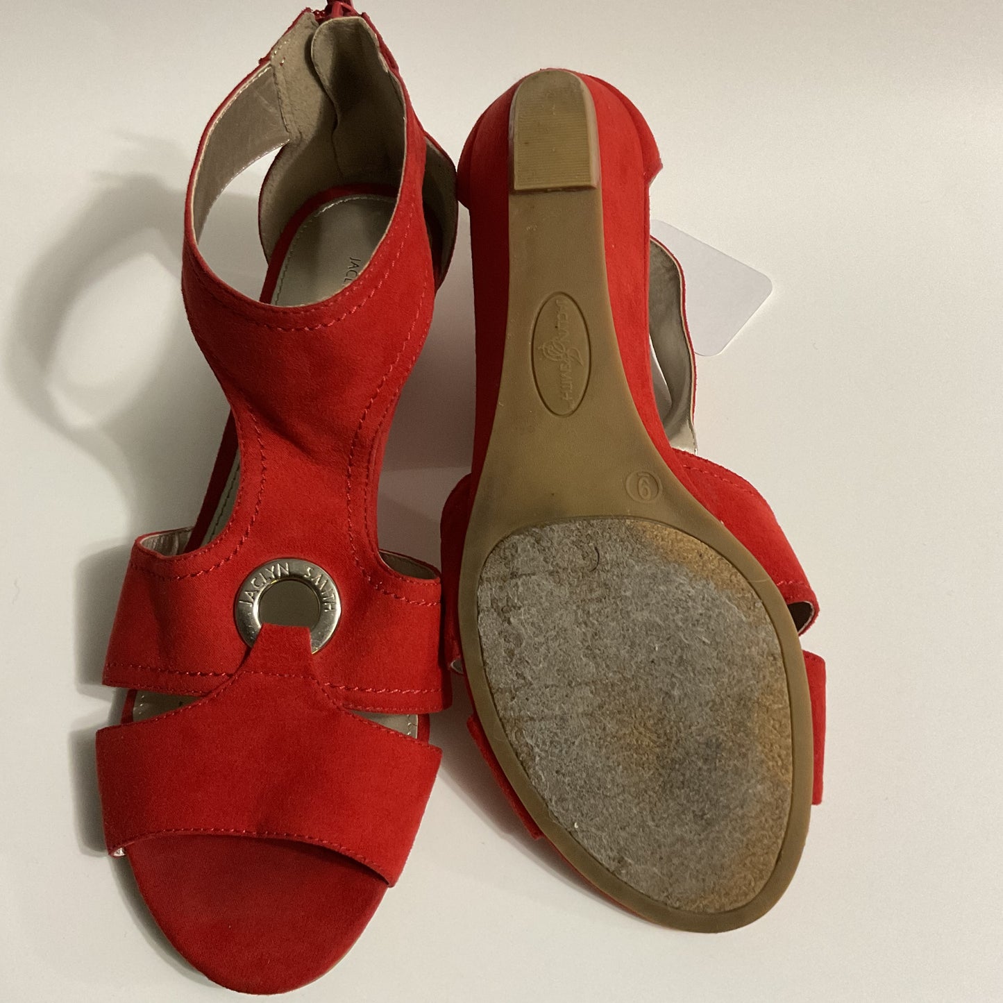 Jacklyn Smith Women’s Red Dress Sandals Size 9M.