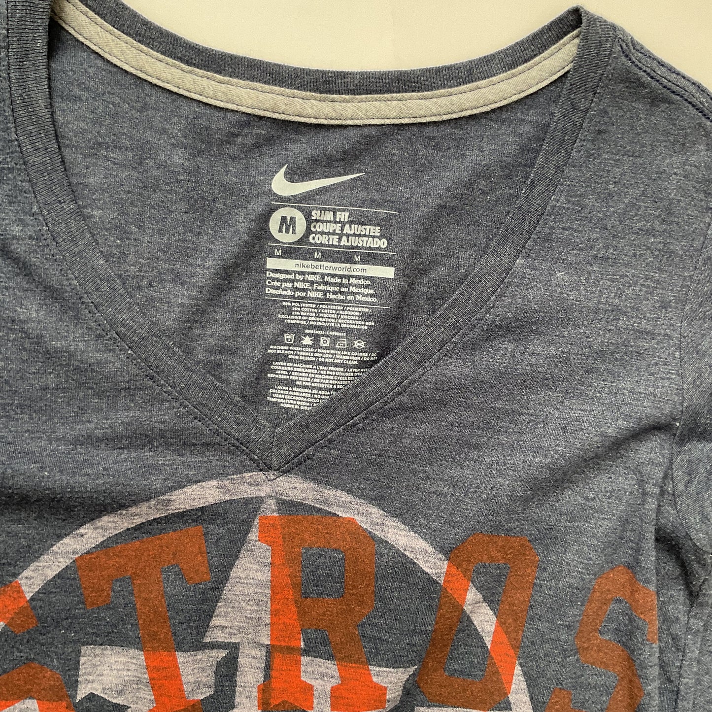 Nike Astros Women’s Fan Fitted T-shirt Size M.