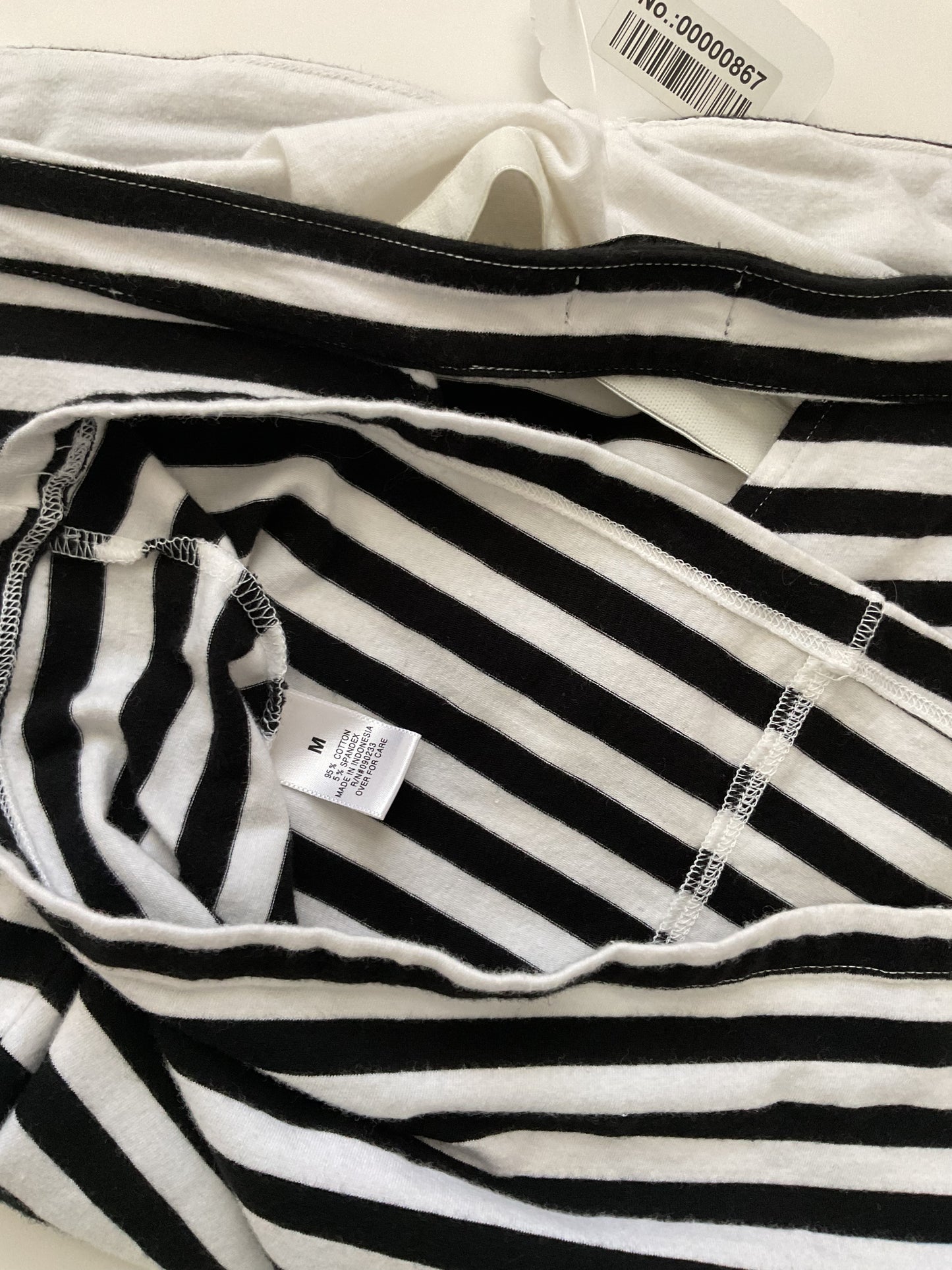 Inollie Halter Stripped Women’s Blouse Size M.