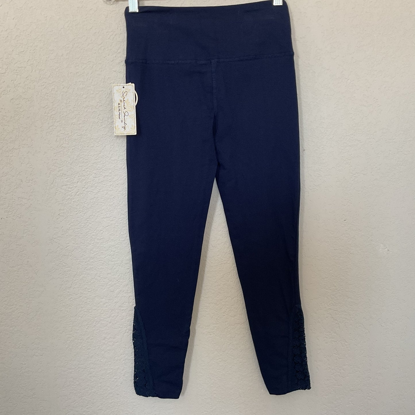 NWT French Laundry Active Women’s Leggings Size S.