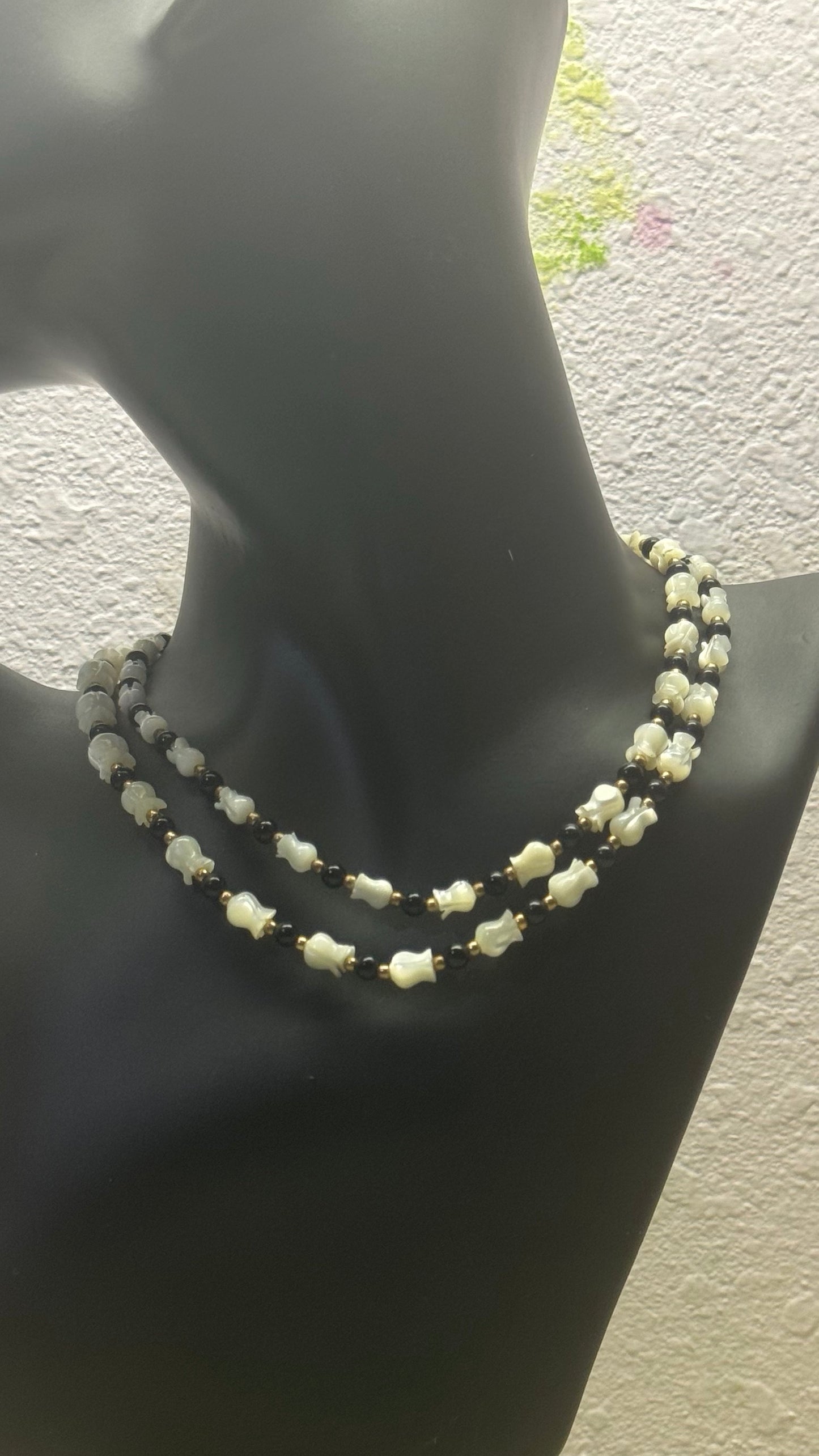 Vintage Mother of Pearl Carved Tulip Bead Double-Strand Necklace 27” length