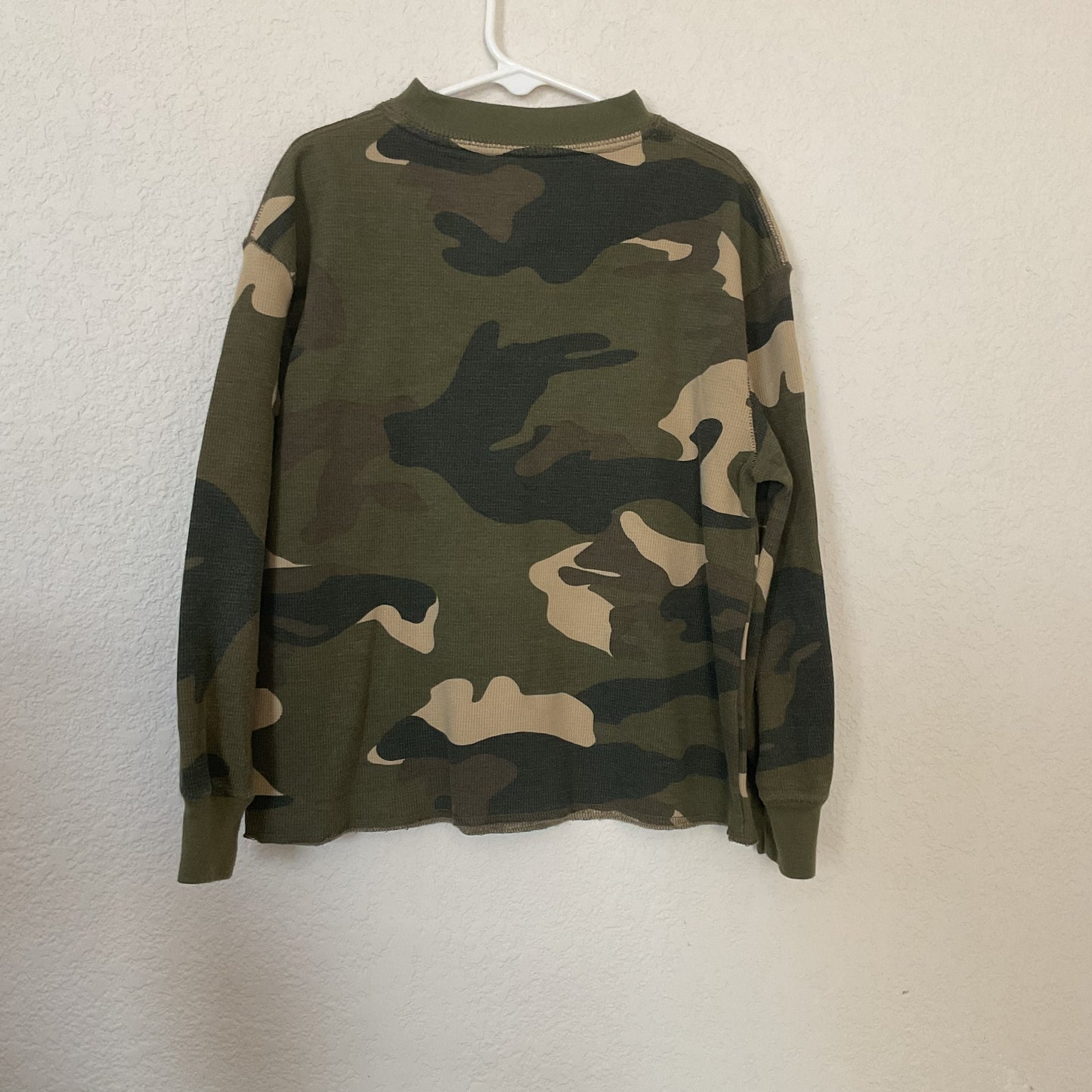 Premiere Camouflage Long Sleeve Kids T-Shirt Size XS(4/5).