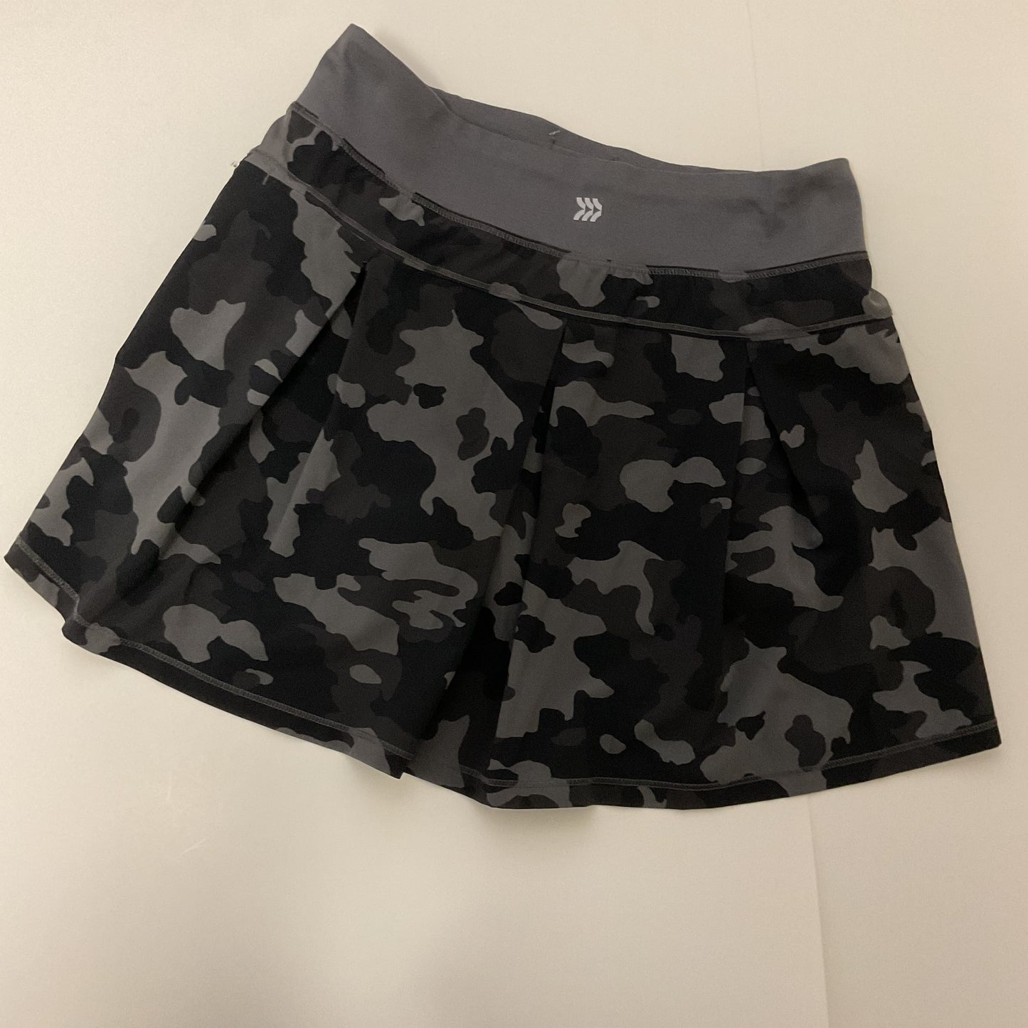 All In Motion Tennis Girls Skort Size XL(14/16).