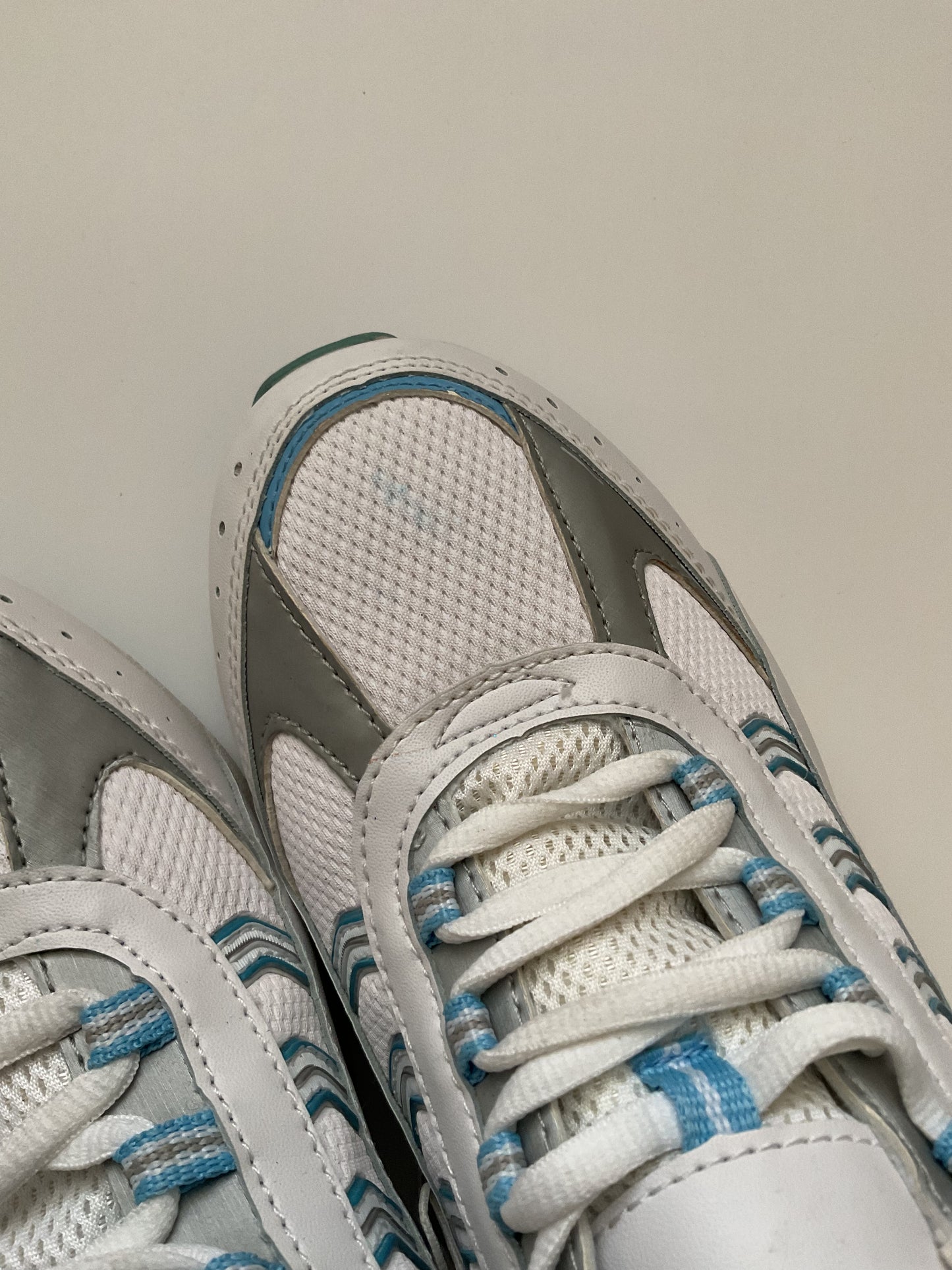 NWT Danskin Now Naturtex Women’s Tennis Shoes Size 11.