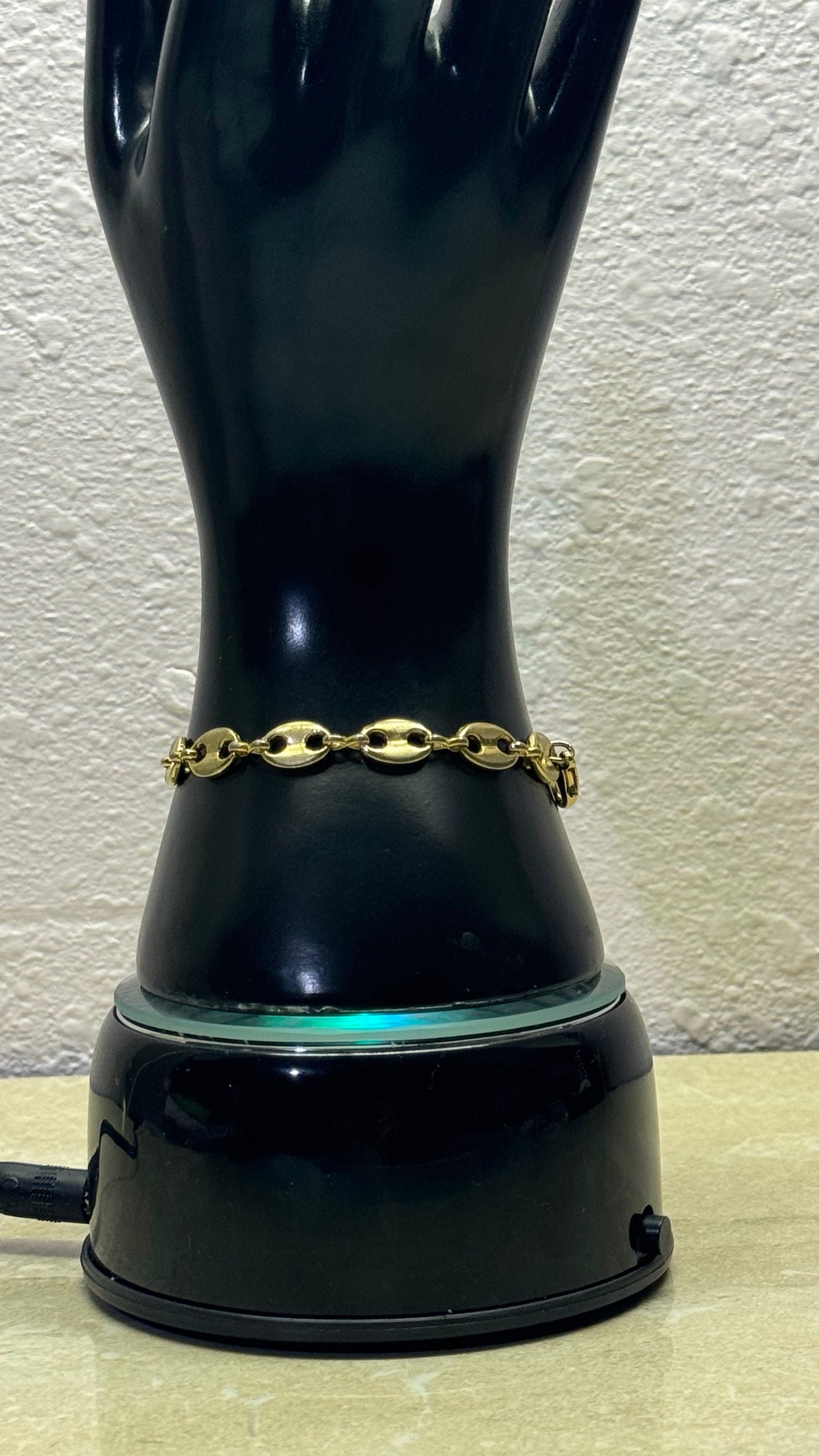 Vintage Givenchy Puffy Mariner "Gucci" Link Chain Gold-Plated Bracelet 7 inch size
