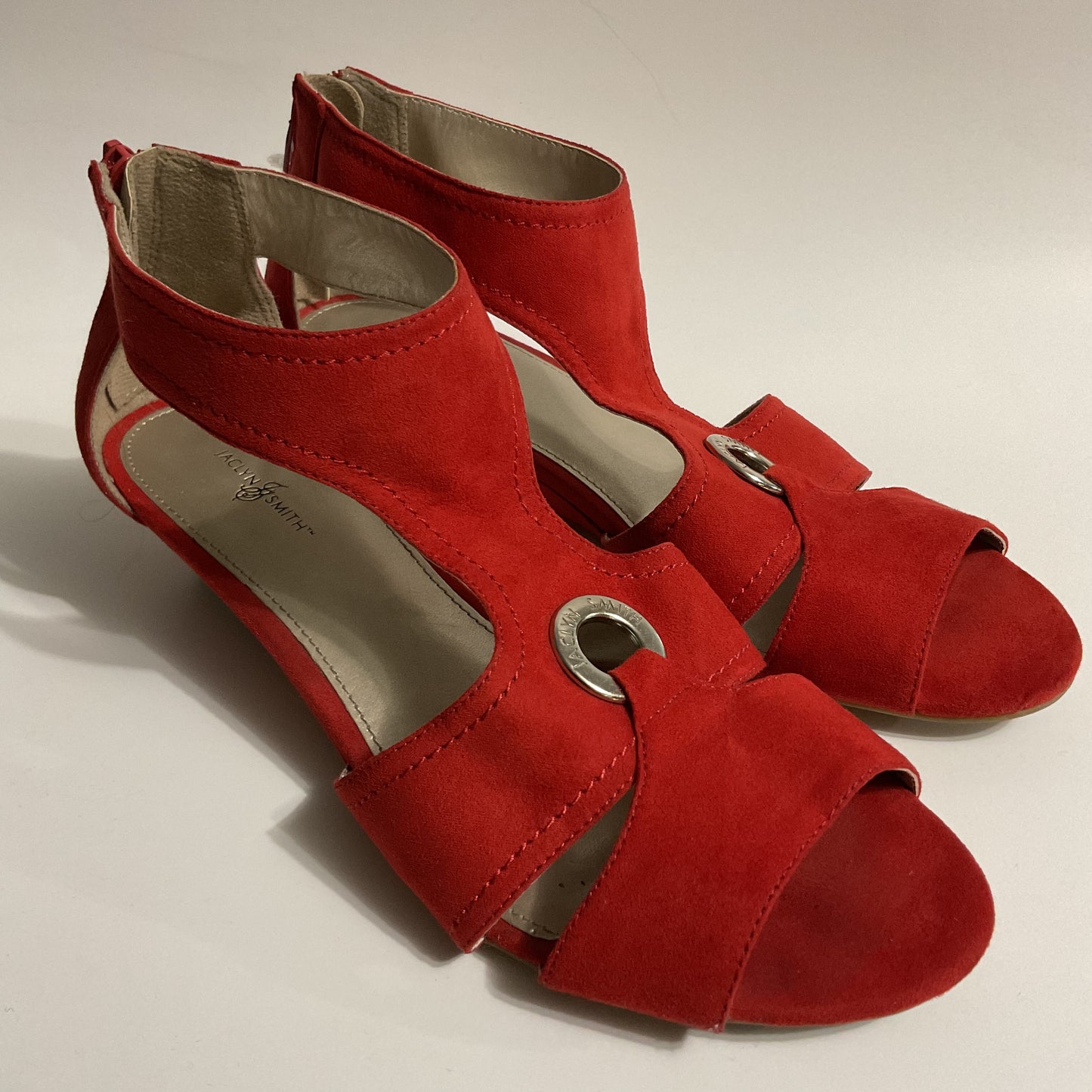 Jacklyn Smith Women’s Red Dress Sandals Size 9M.