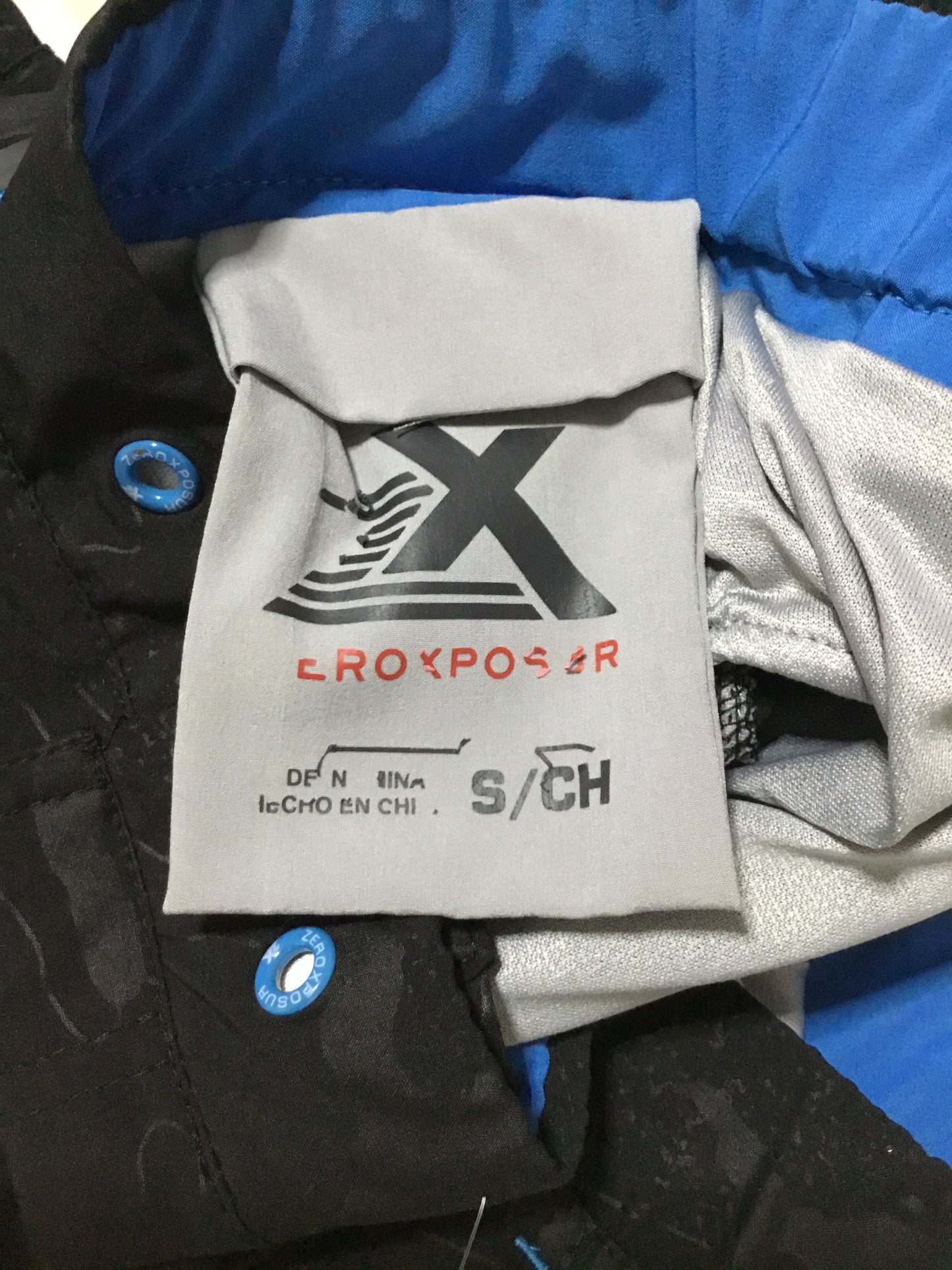 Black Men's Shorts With Blue Tip