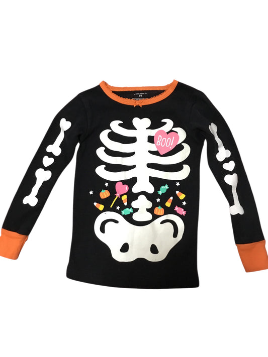 Carter’s Long-sleeved Skeleton Blouse Shines At Night