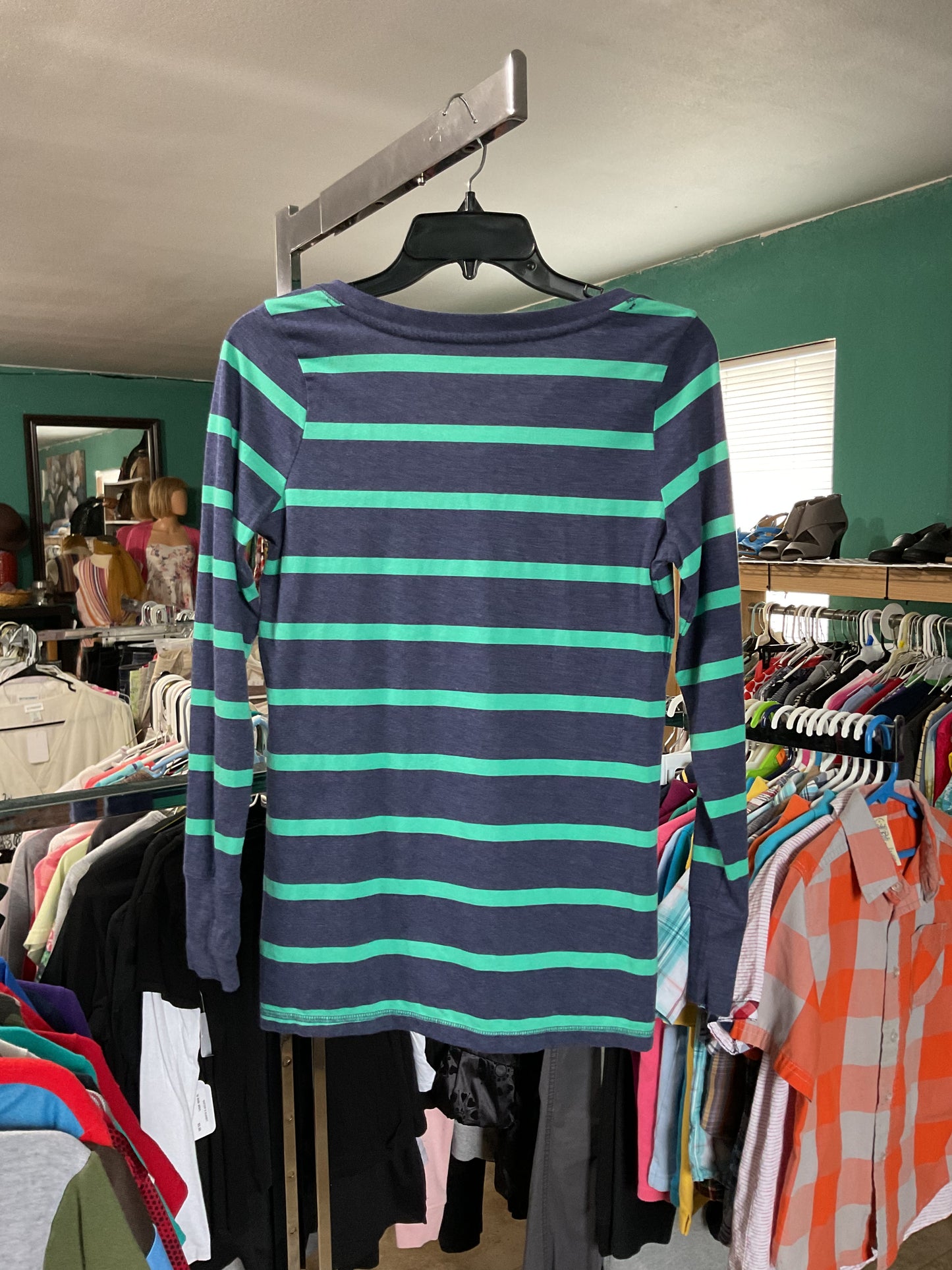 Long  Sleeve Mossimo Women’s Striped T-Shirt Size L