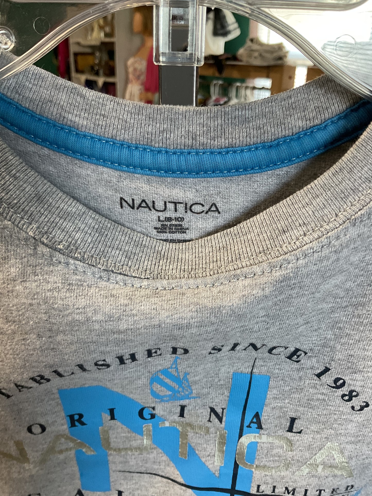 Nautica Original Graphic Boys T-shirt Size L(8-10)