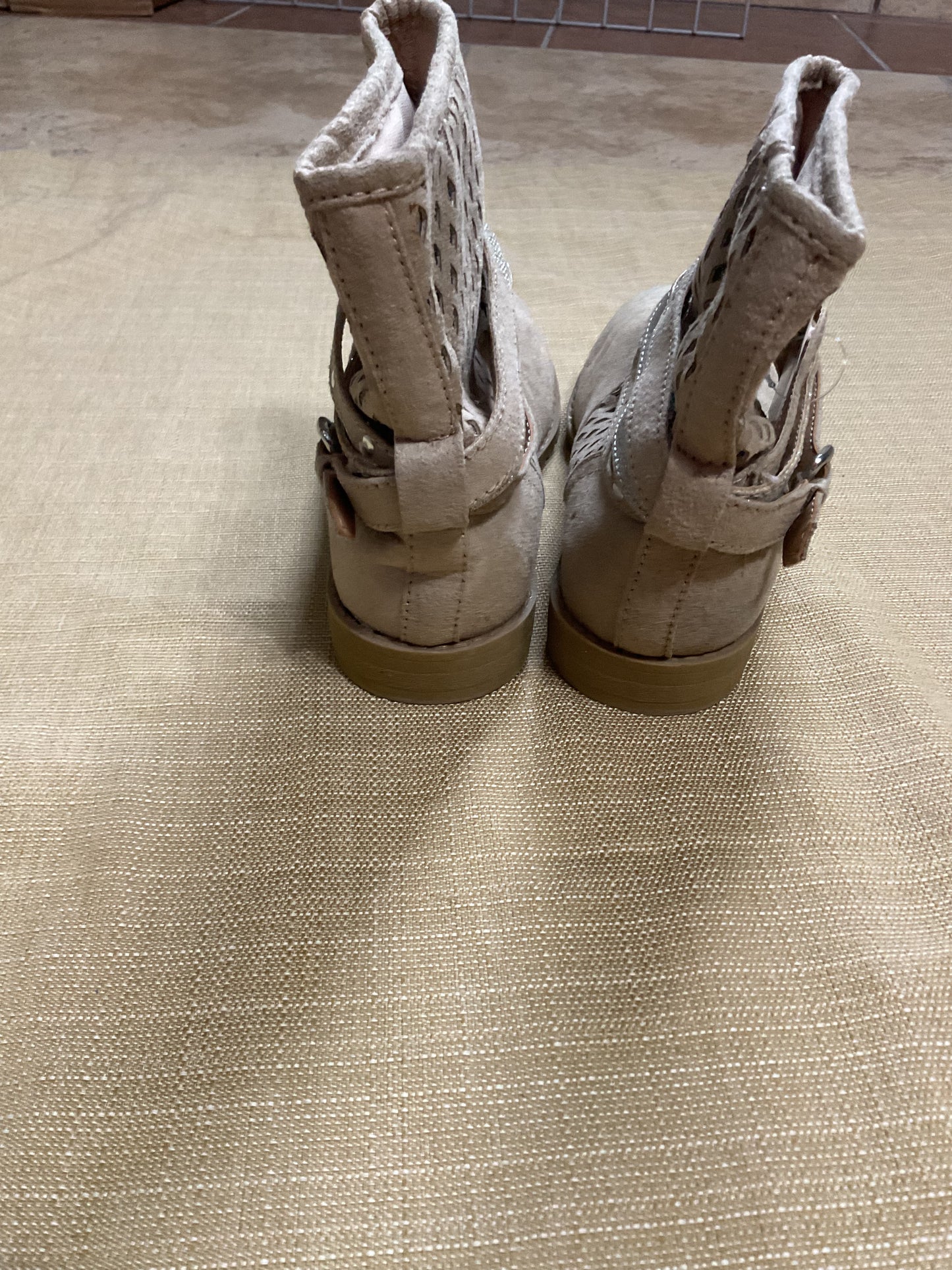 Justice Girls Boots Size 2