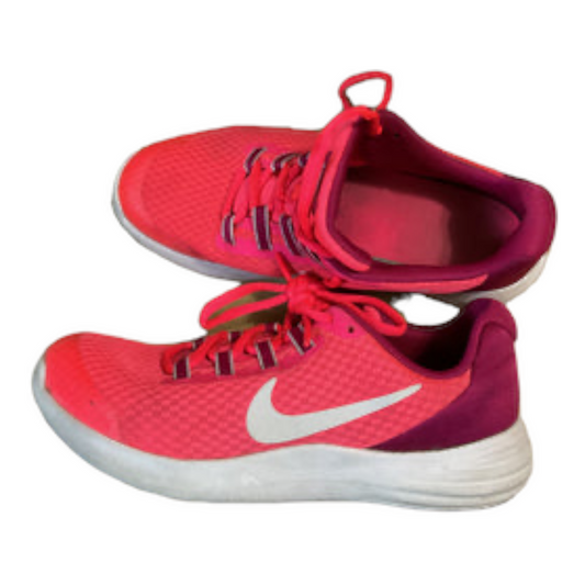 Nike Women’s Running Shoes Size 5