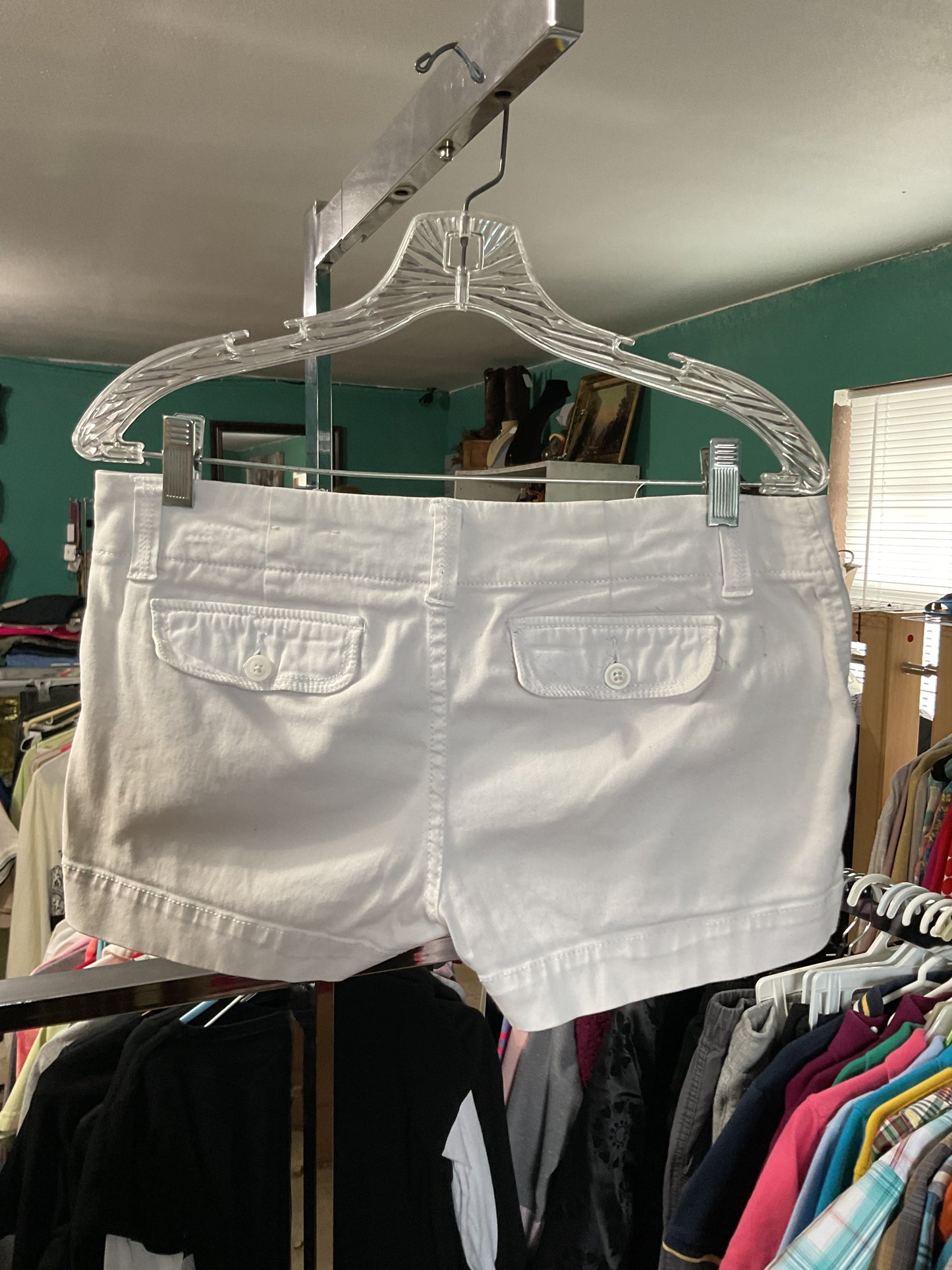 S.O. Misses Front Pockets Basic Beige Shorts Size 7